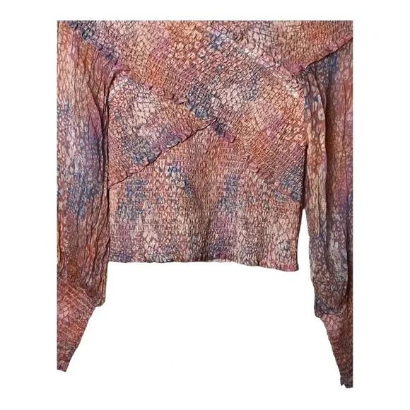 1526. BB DAKOTA BY STEVE MADDEN RUFFLED SMOCKED CROPPED BLOUSE SIZE SMALL - Picture 11 of 11